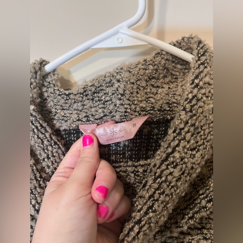 SJS Poncho - Picture 4 of 5